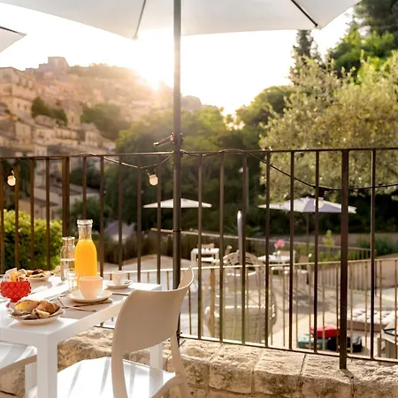 Itria Palace Otel 4*