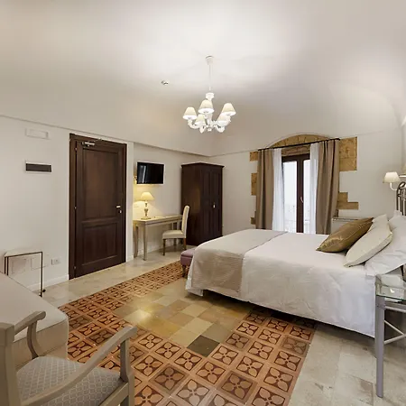 Itria Palace מלון רגוזה