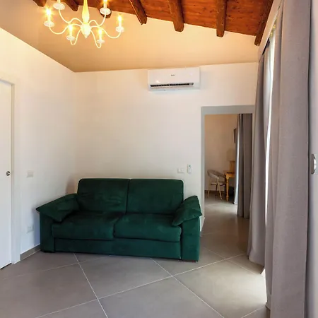 Itria Palace מלון 4*